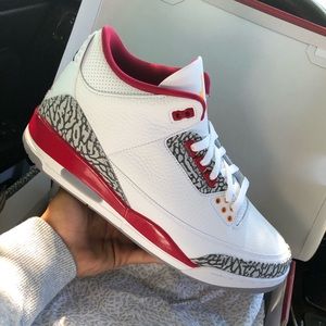 DS Pair of Jordan Retro 3 Cardinal Red. Shoe conditions 10/10 (New). Box 10/10.